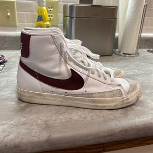 Nike blazers burgundy - men’s size 8.5